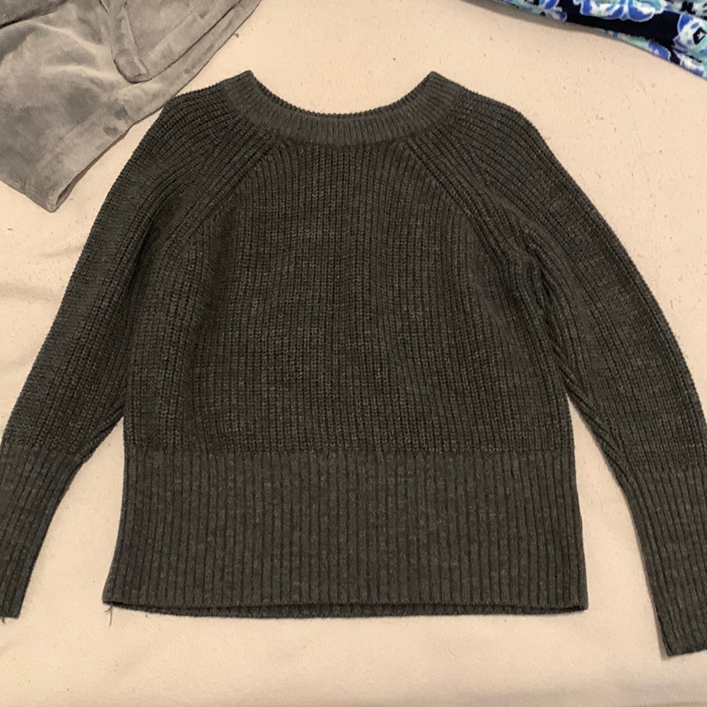 Grey sweater size L
